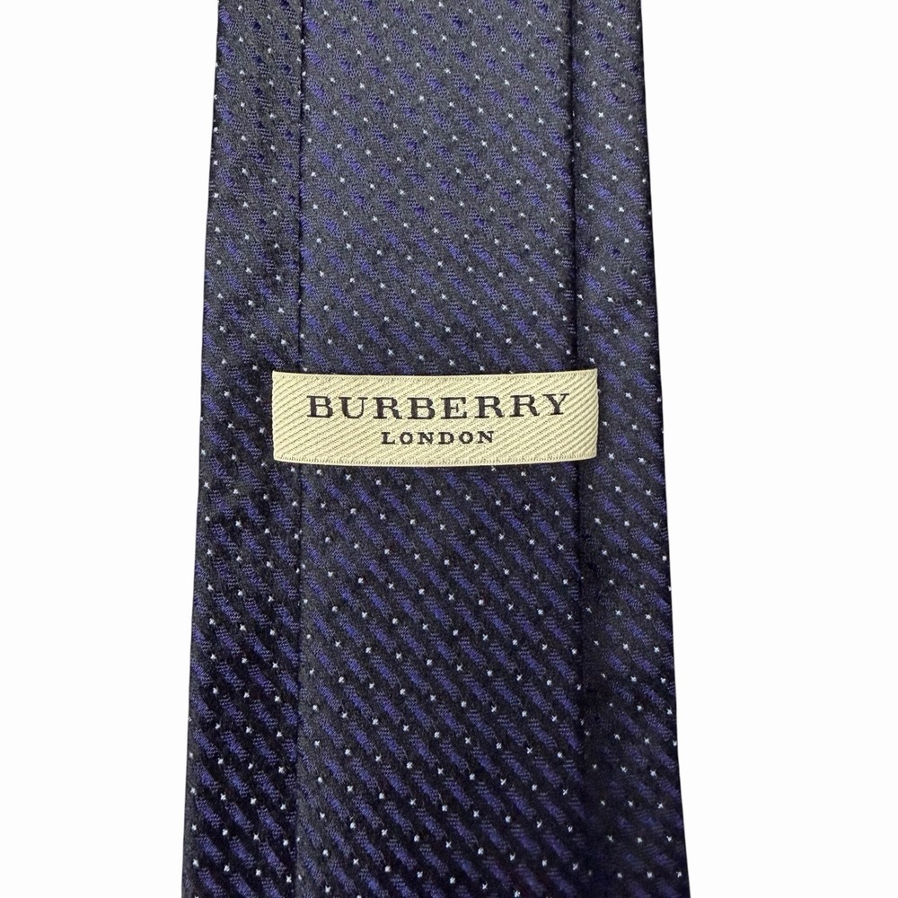 Burberry London Recent Tie Navy Geometric Equestrian Logo Woven Silk 3.25" 60.5" - Picture 2 of 5